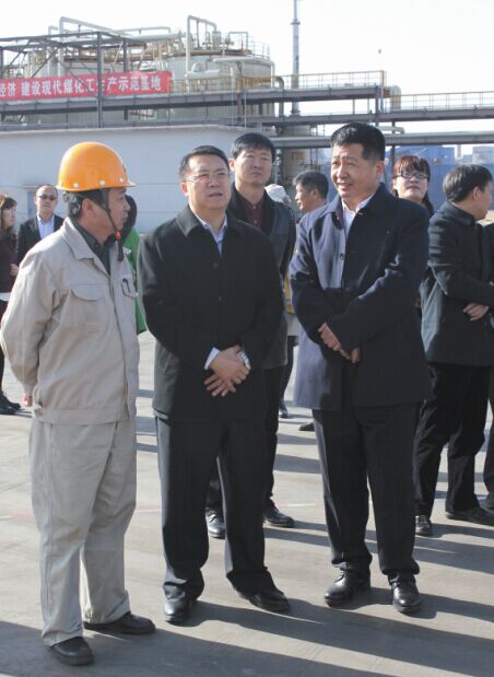 3月20日,內(nèi)蒙古集通集團(tuán)董事長呼和浩特鐵路常務(wù)副局長陳玉柱一行蒞臨集團(tuán)考察指導(dǎo)
